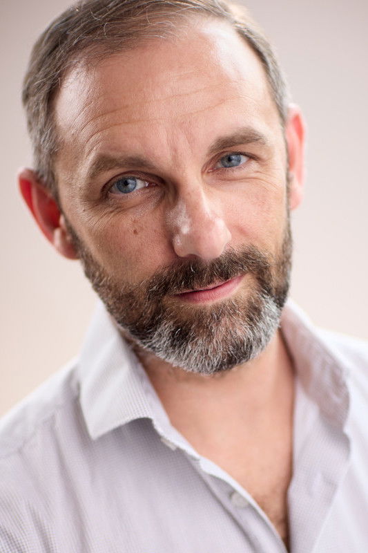 et billede af Nathaniel Thomas