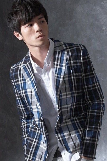 et billede af Nelson Shen