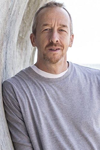 et billede af Brett Heard