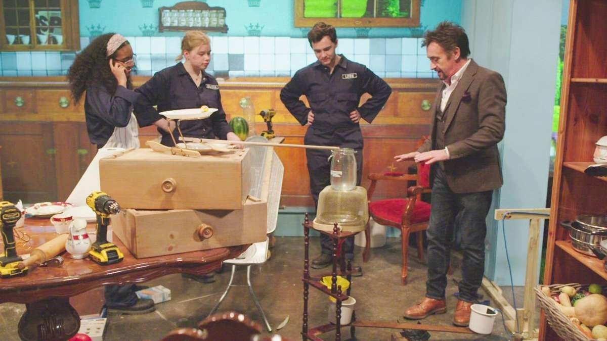 Thumbnail for Bueno Brothers vs Young Physicists - Heat #4 Season 1 Episode 4