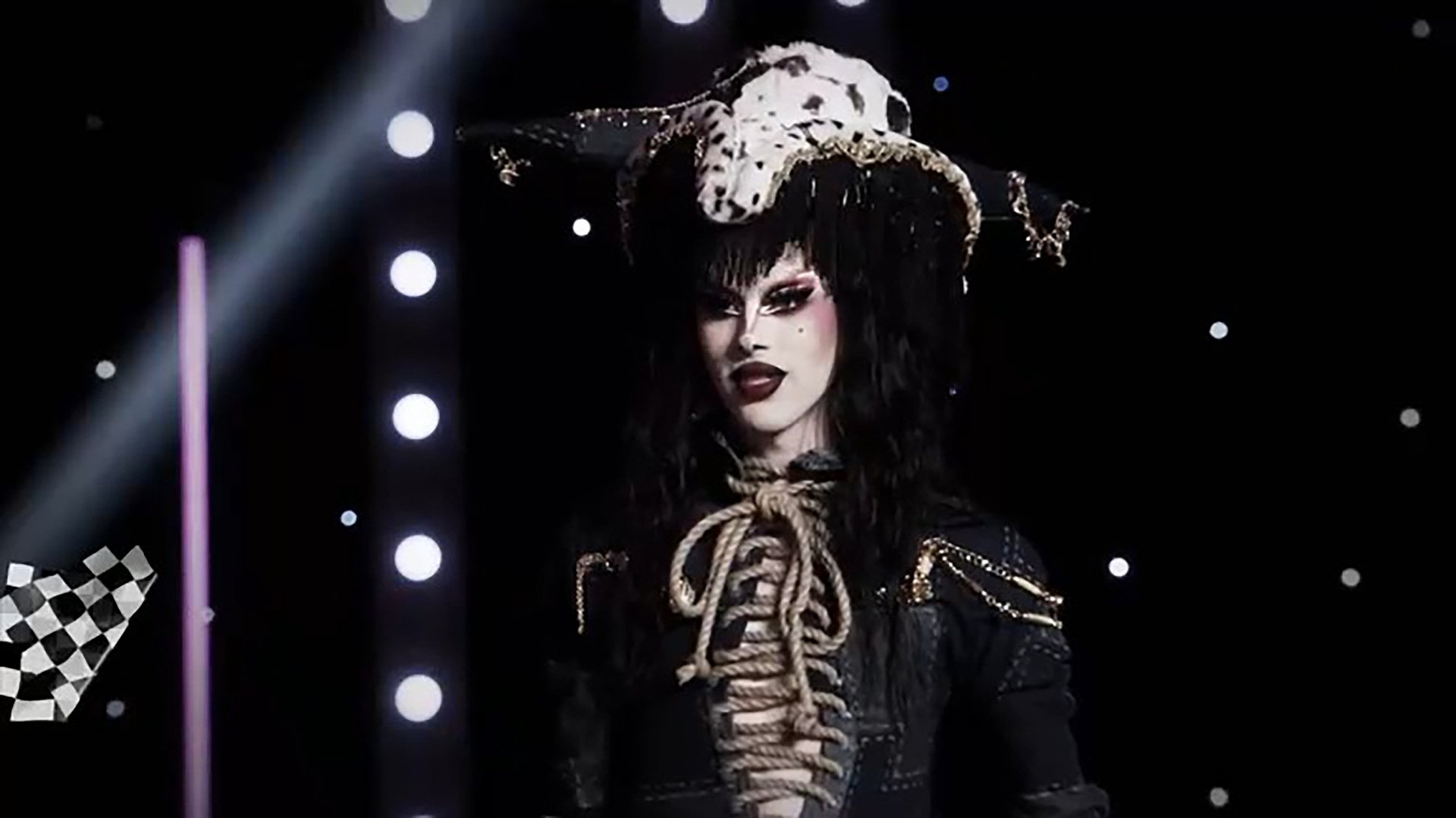 RuPaul's Drag Race All Stars: UNTUCKED - Season 7 Episode 6 : Starrbooty: The Rebooty