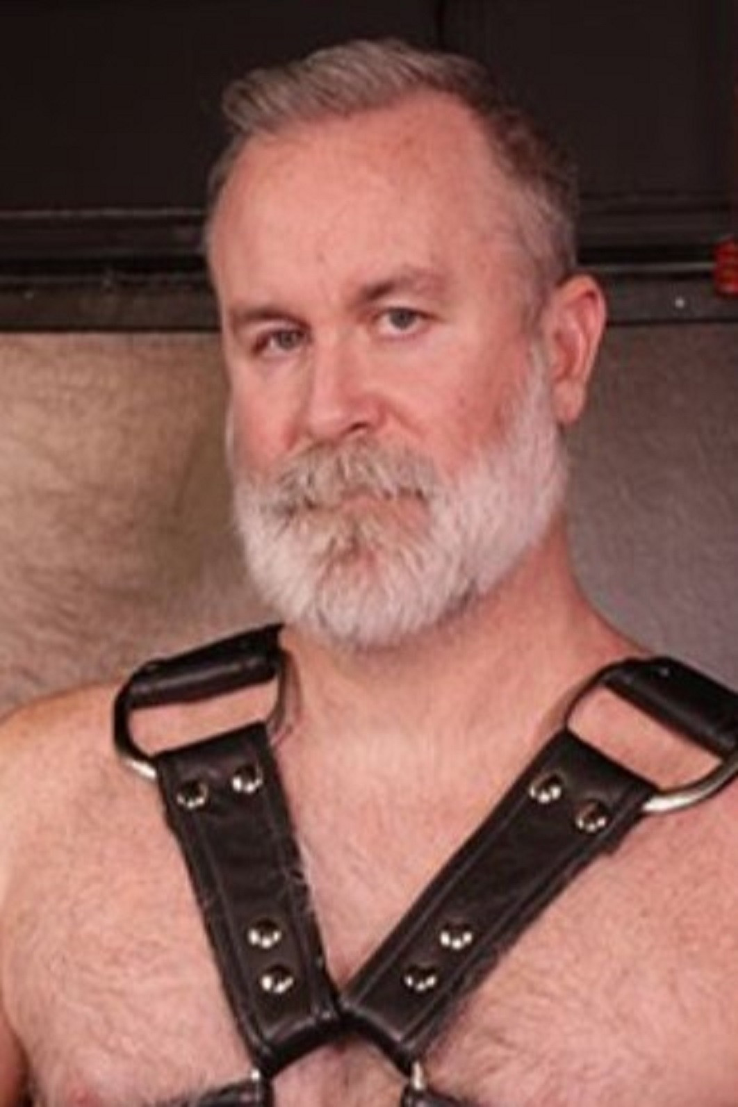 et billede af Decker McGuire