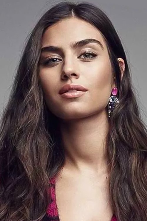 et billede af Amine Gülşe