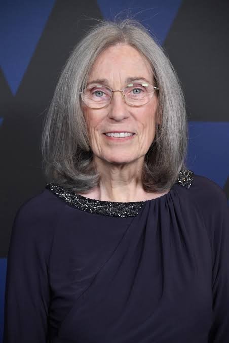 et billede af Carol Littleton