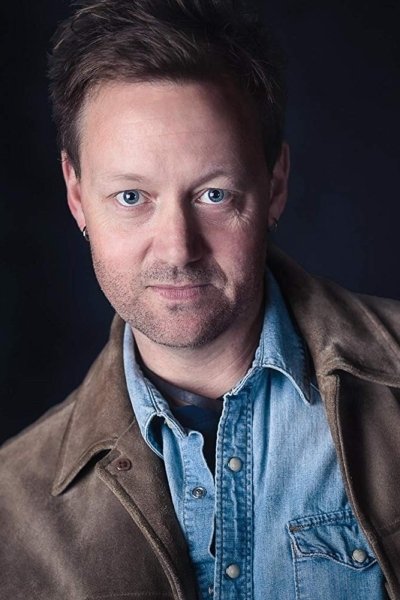 et billede af Derek Sitter