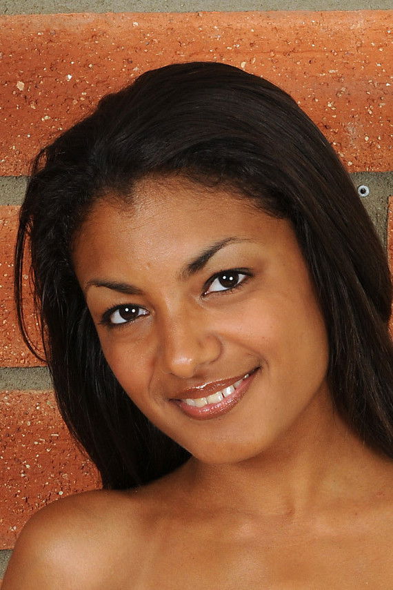 et billede af Neela Sky