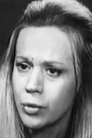 et billede af Rena Voutsina