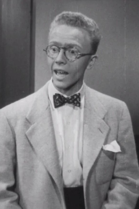 et billede af Warren Mills