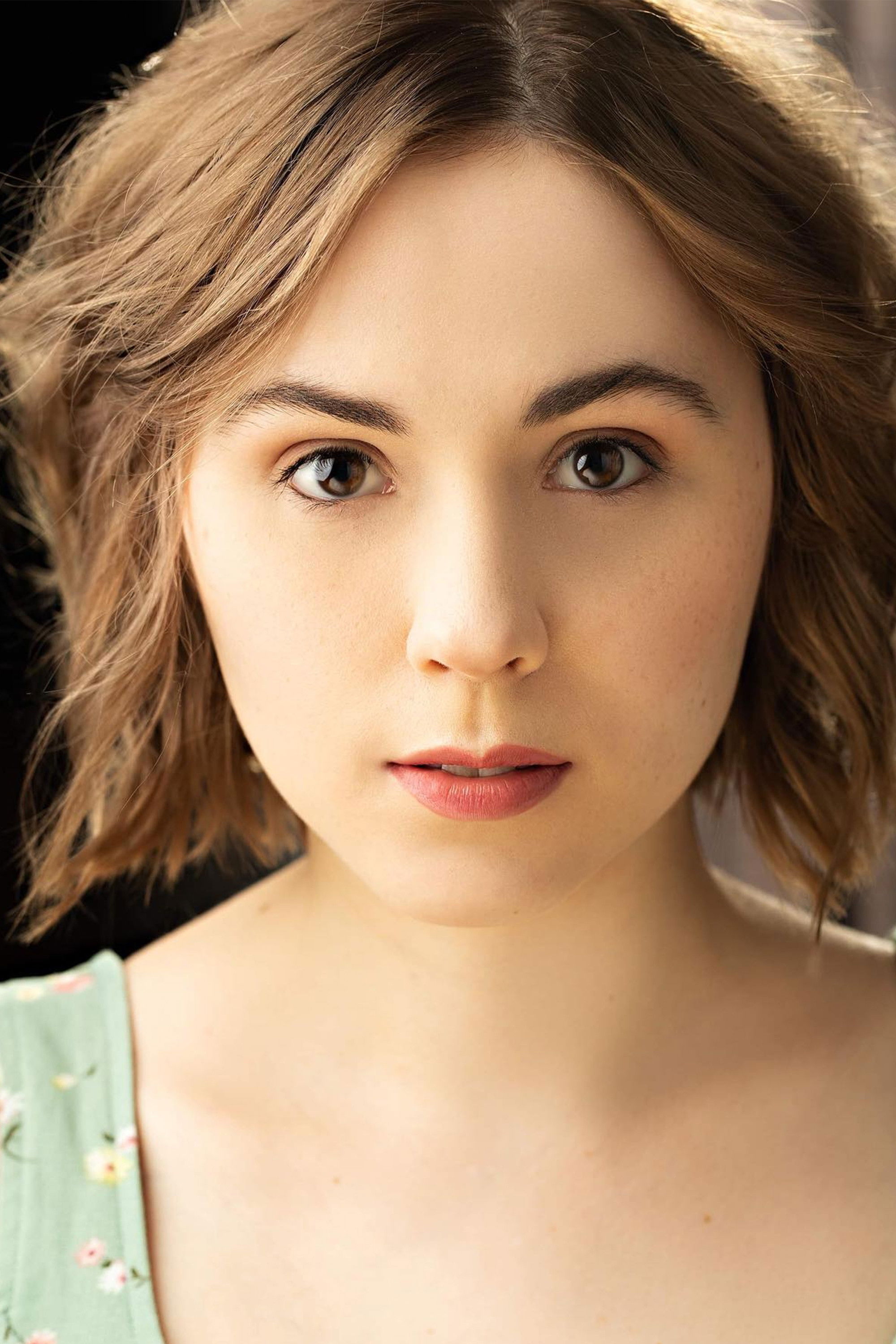 et billede af Cassandra Clare