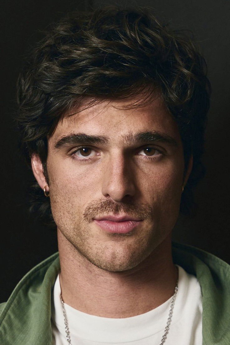 Profile Jacob Elordi with character Redcoat (Saint Martin) (uncredited)