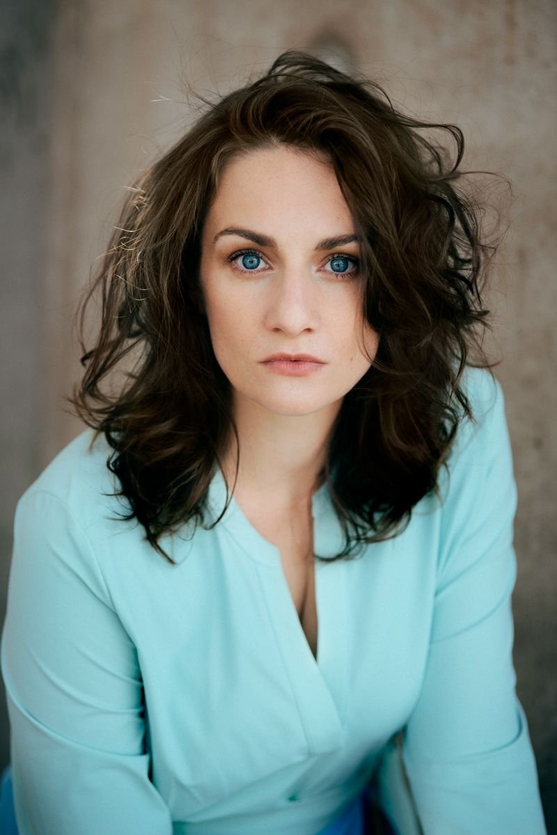 Karoline Teska's picture in the cast