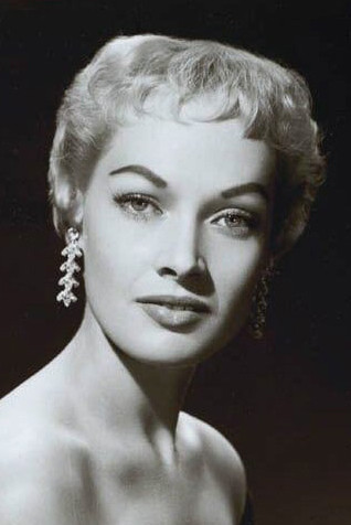 et billede af CeCe Whitney