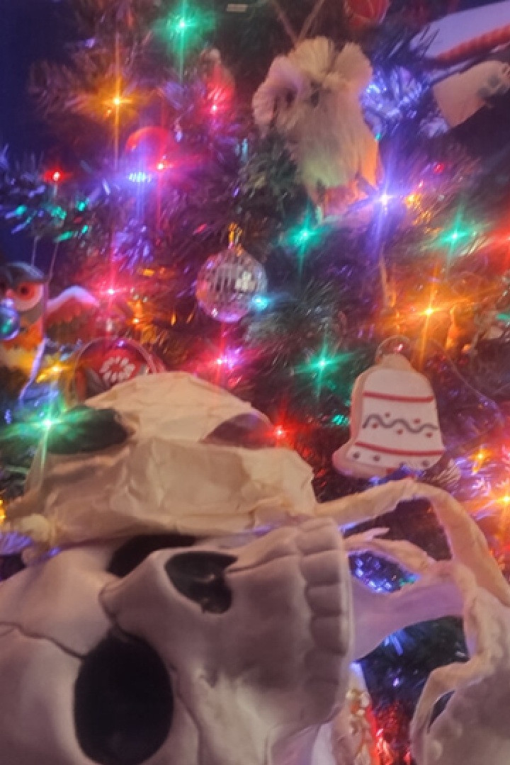 CRAWL. SUCK. KILL. 2. JINGLE. BELLS, image