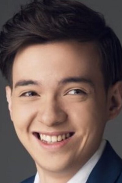 Darwin Yu's picture in the cast