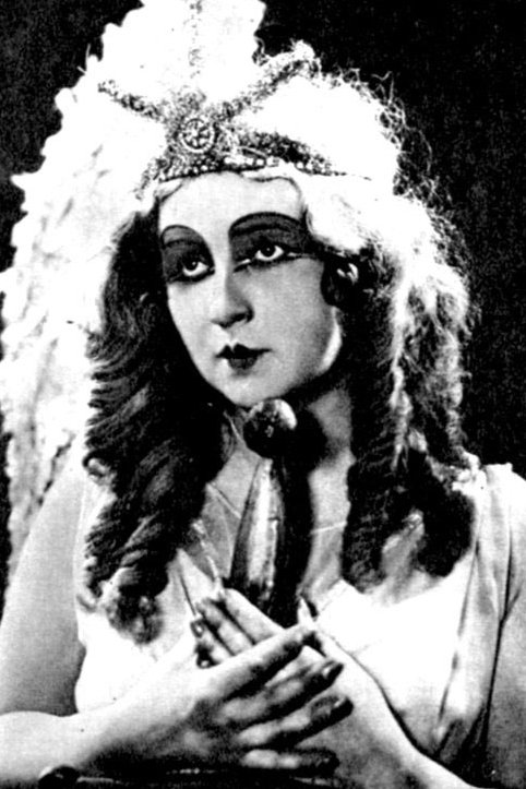 et billede af Elena Deyneko