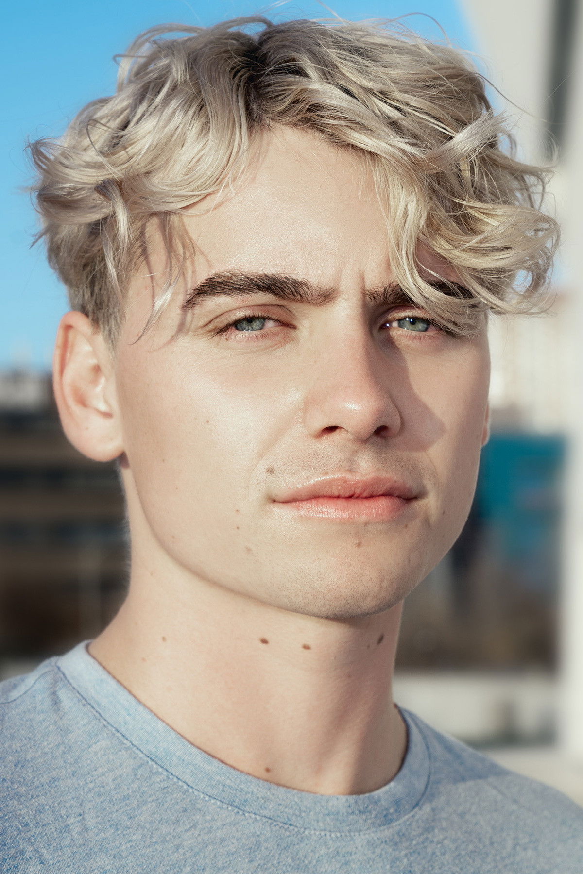 et billede af Jake Simone