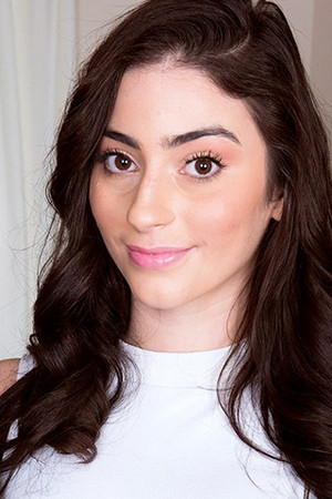 et billede af Jasmine Vega