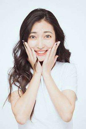 et billede af Wang Xiaotong