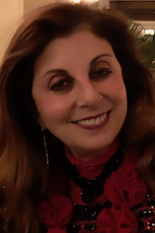 et billede af Mimi Maynard