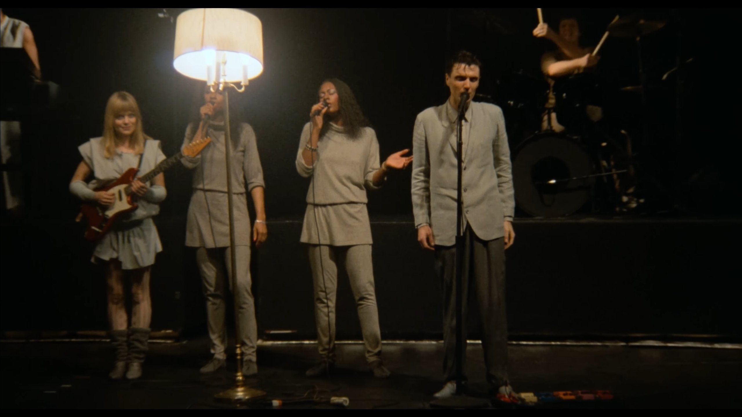 Image du film Stop Making Sense qeg7afvyc5o4piilvyocwo6wyf3jpg