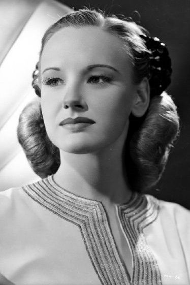 et billede af Martha Holliday