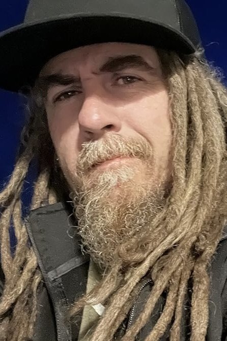 et billede af Carlo Harrietha