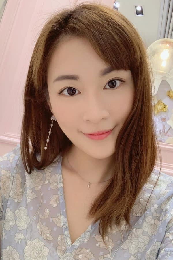 et billede af Chow Tsz-Ying