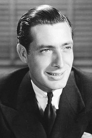 et billede af Frank Shields