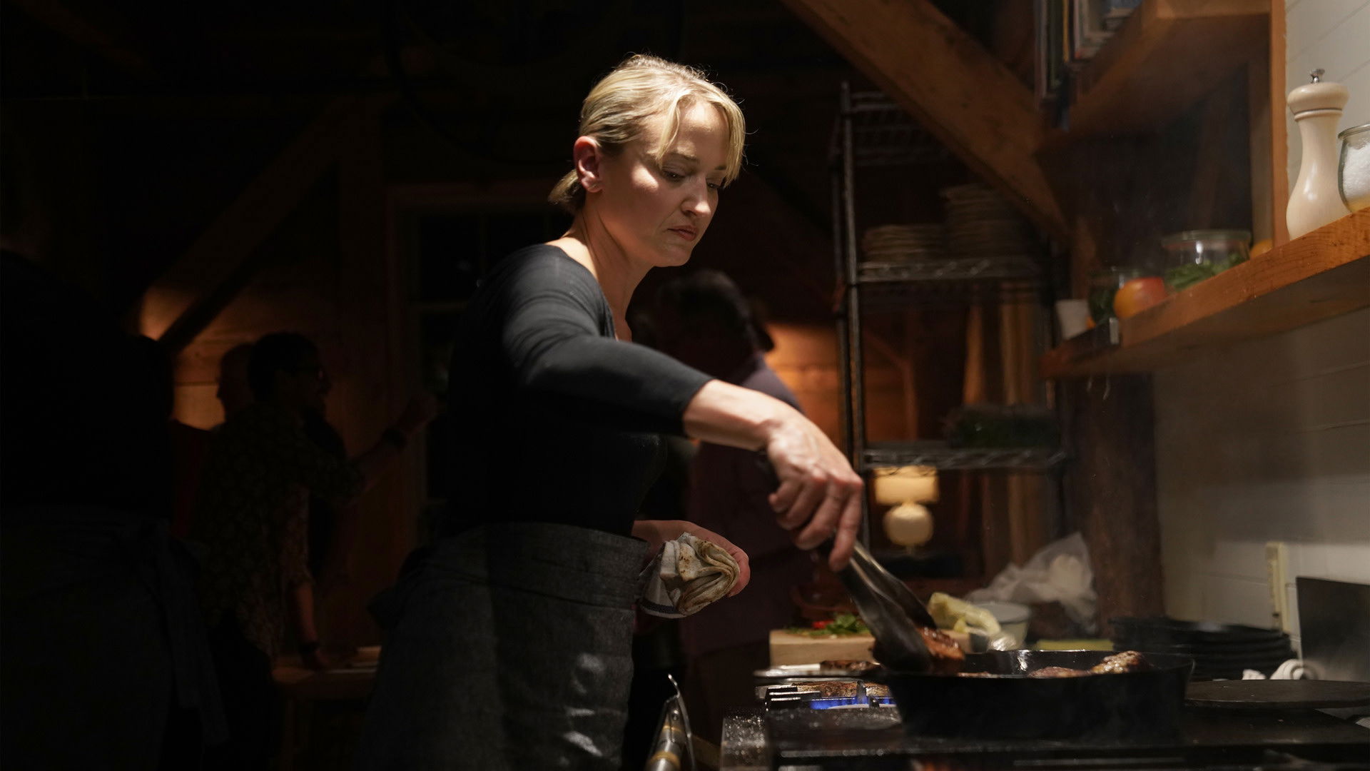 The Lost Kitchen S03E07 backdrop