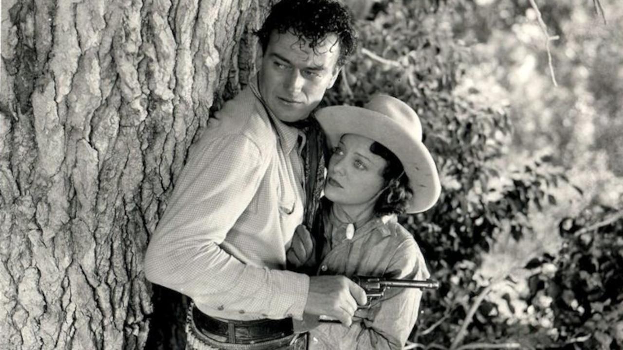 Lawless Range (1935)