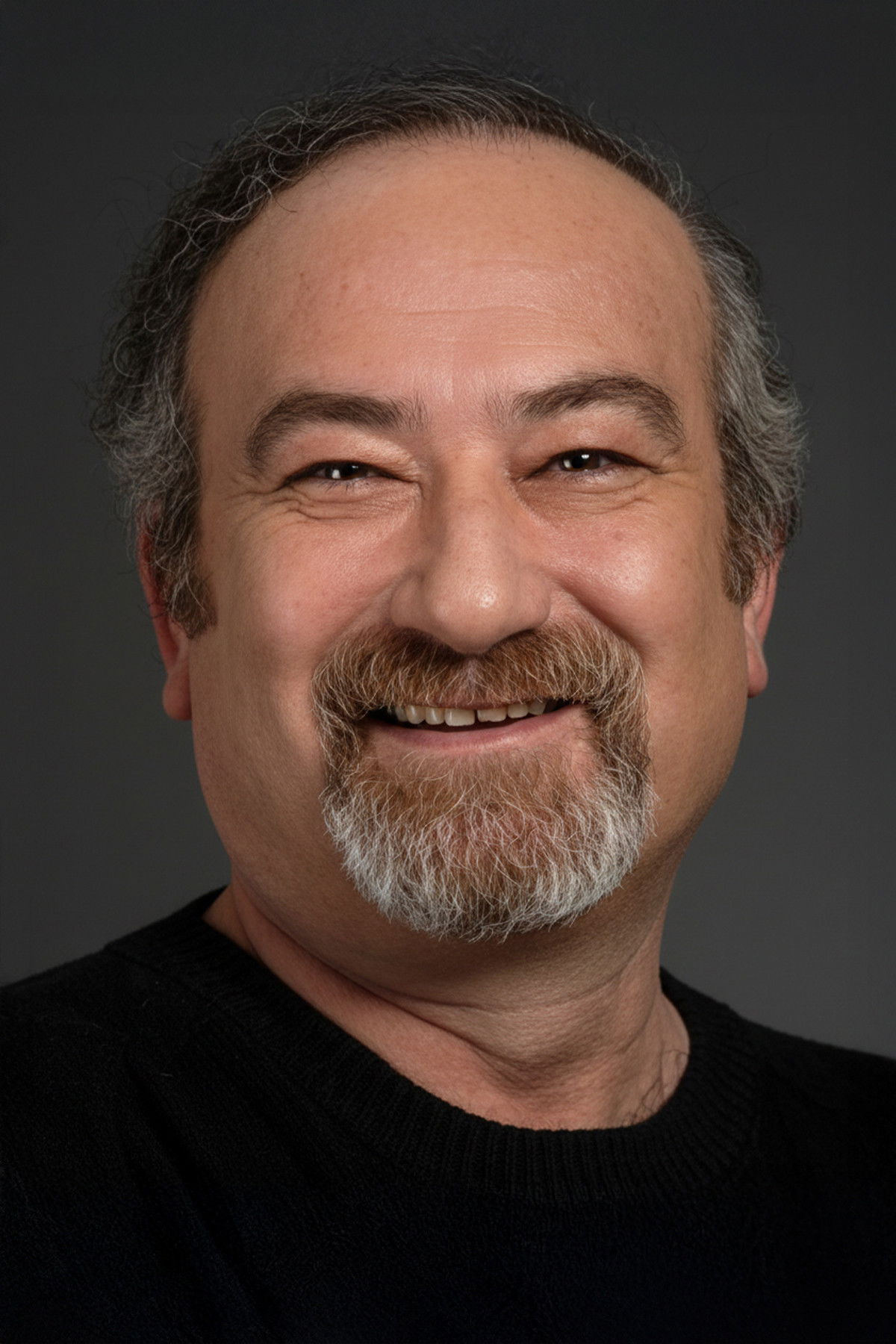 et billede af Haluk Ayvazoglu