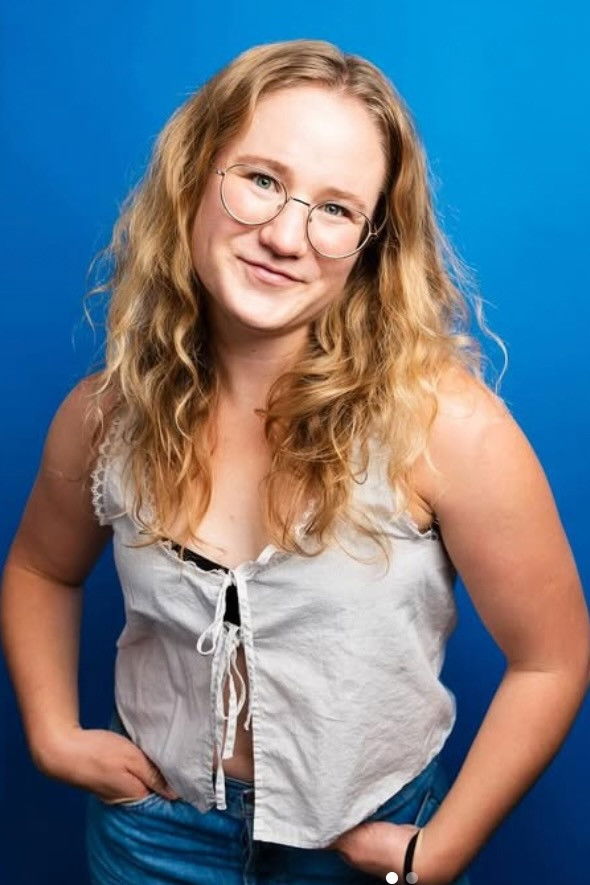 et billede af Rainie Toll