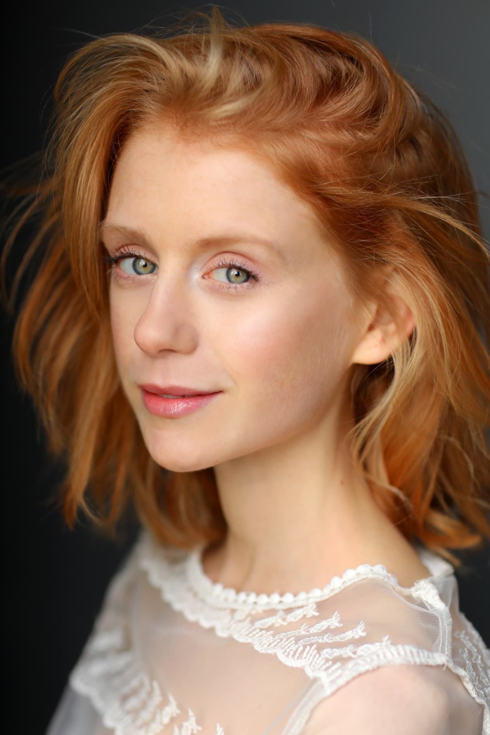 et billede af Lauren McCrostie