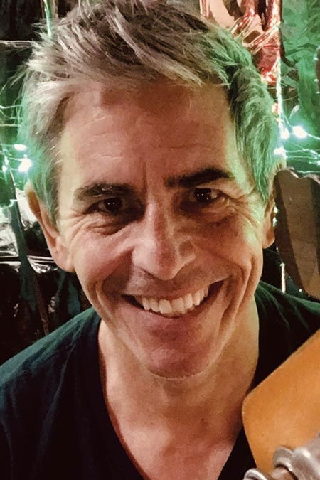 et billede af Phil Thornalley