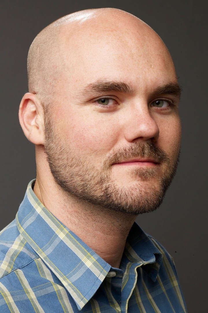 et billede af Cameron Labine