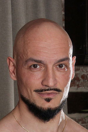 et billede af Roni Yarz