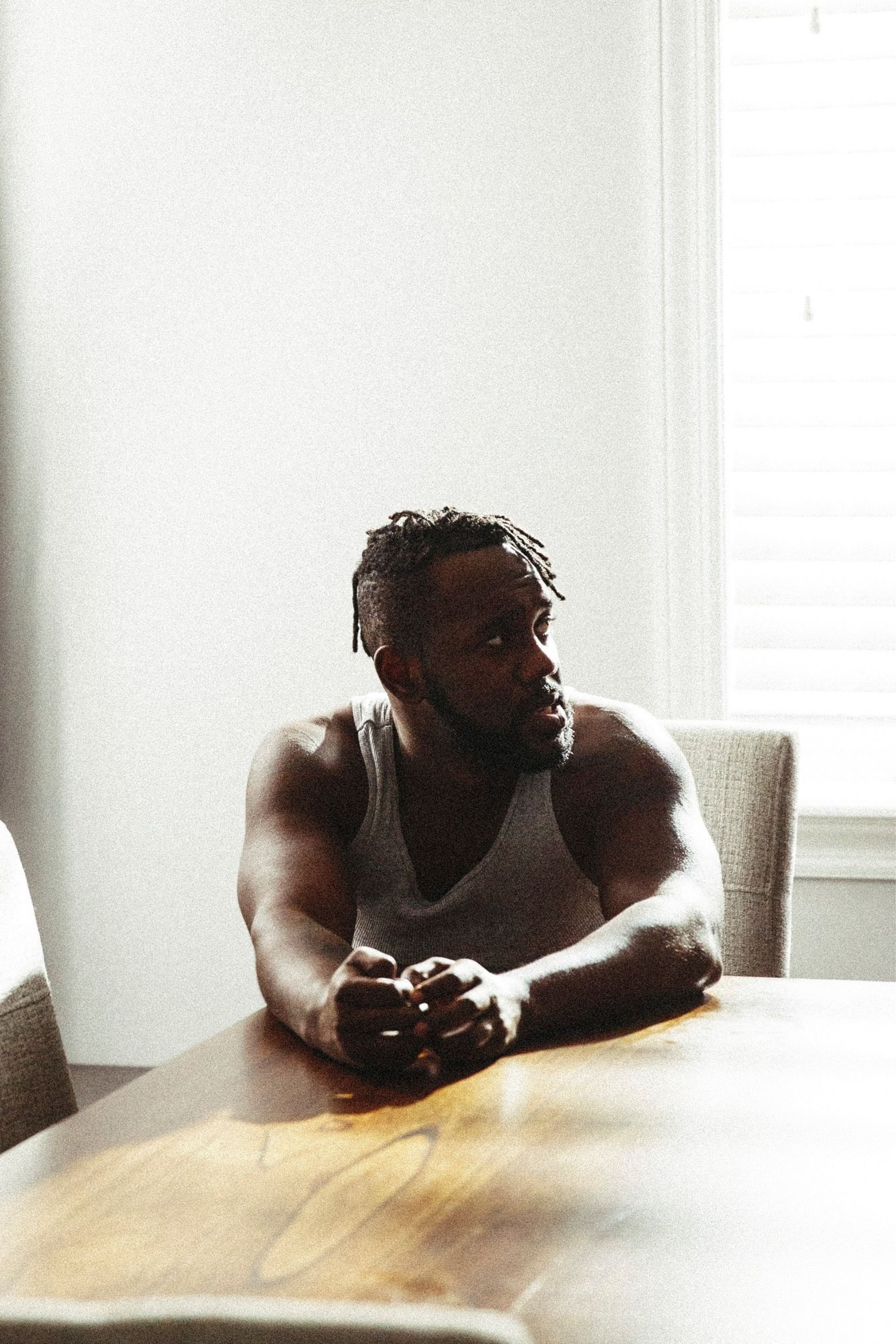 et billede af Mykele Deville