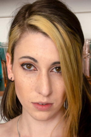 et billede af Devi Dionne