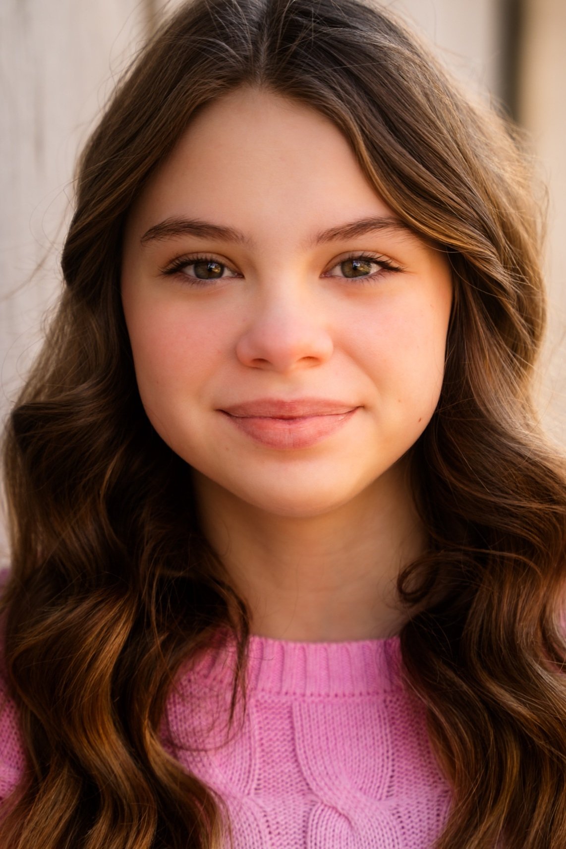 Scarlett Fernandez's picture in the cast
