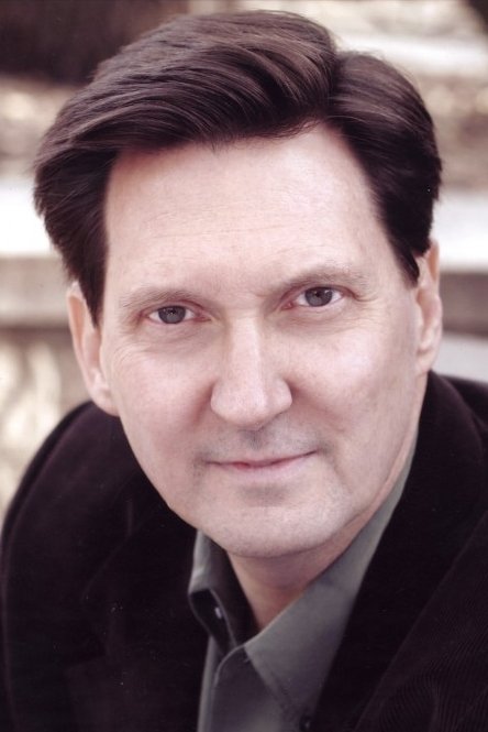 et billede af Warren Kelley