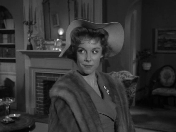 Prisoners' Wives S04E20 backdrop