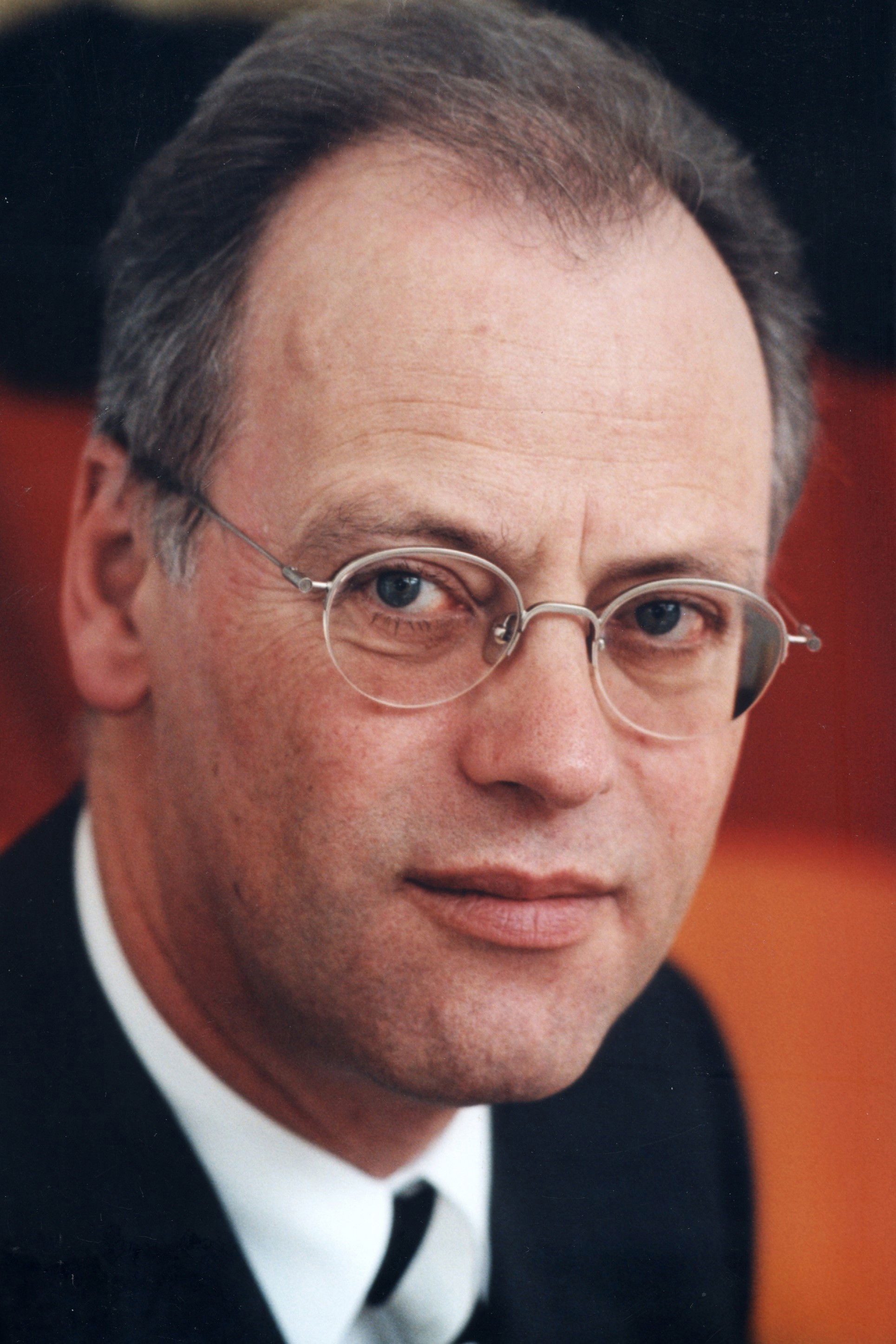 et billede af Rudolf Scharping