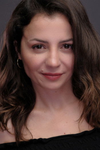 et billede af Simel Aksünger