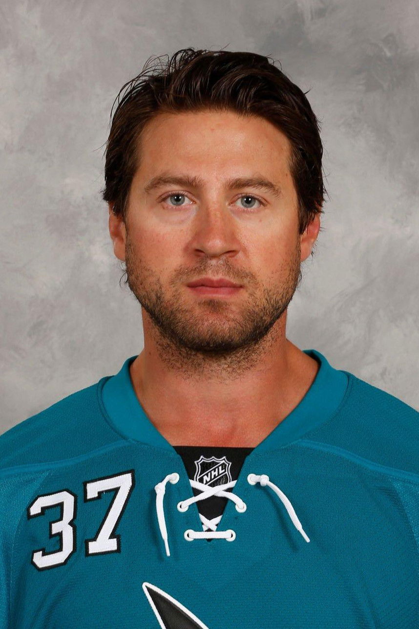 et billede af Adam Burish