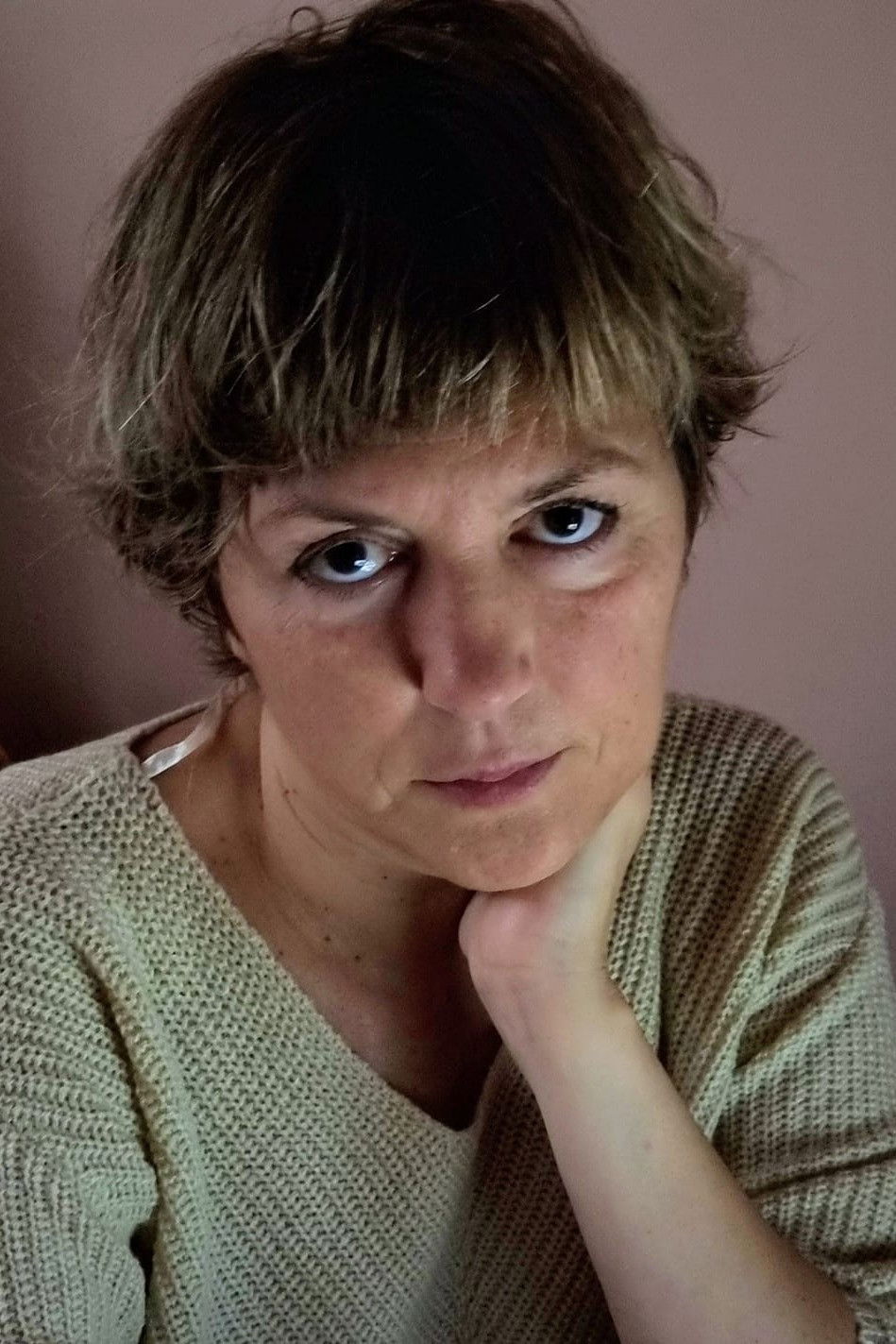 et billede af Hana Kivi