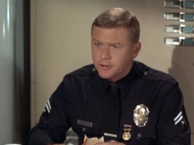 Adam-12 - Staffel 4 Folge 18 (1970)