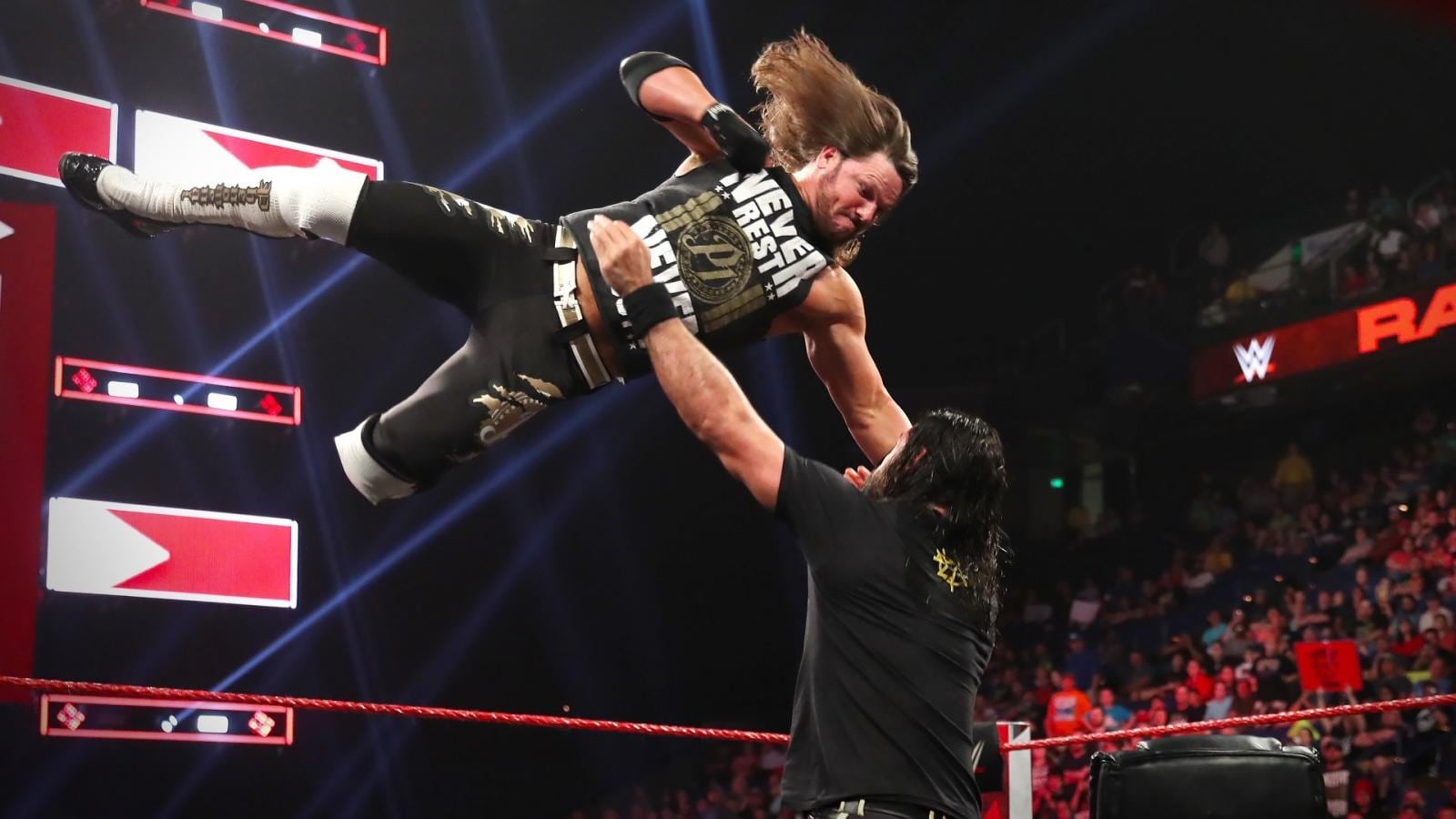 WWE Raw Staffel 27 :Folge 17 