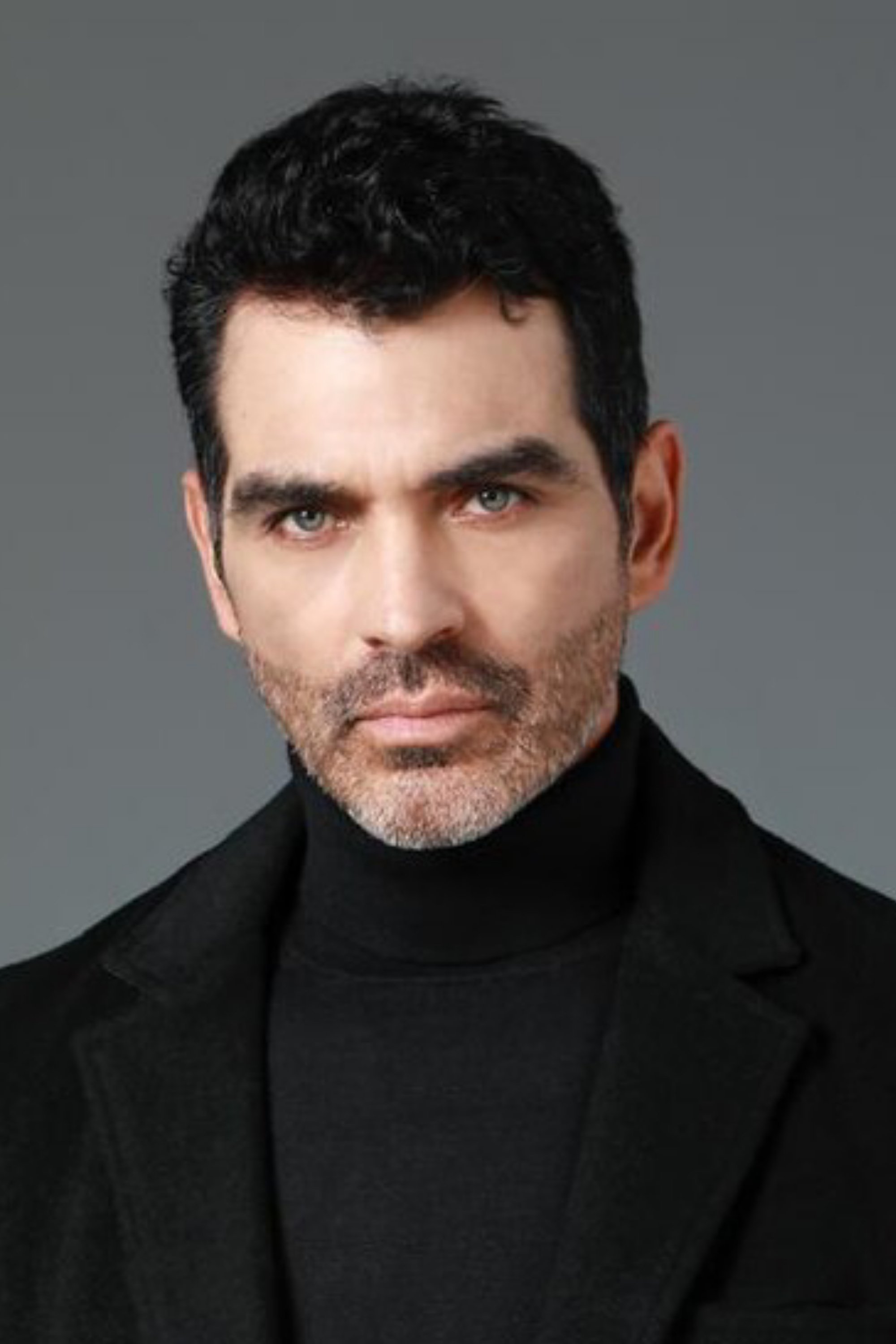 Tiberio Cruz's picture in the cast