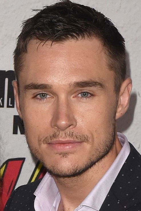 et billede af Sam Underwood