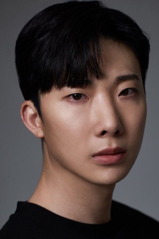 et billede af Nam Sang Woo